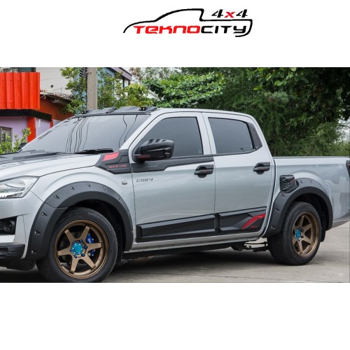 Isuzu Dmax 2020+ Çamurluk Dodik Takımı Cıvata gorunumlu