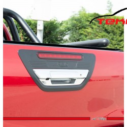 TOYOTA HILUX REVO BAGAJ AÇMA ÇERÇEVESİ SİYAH